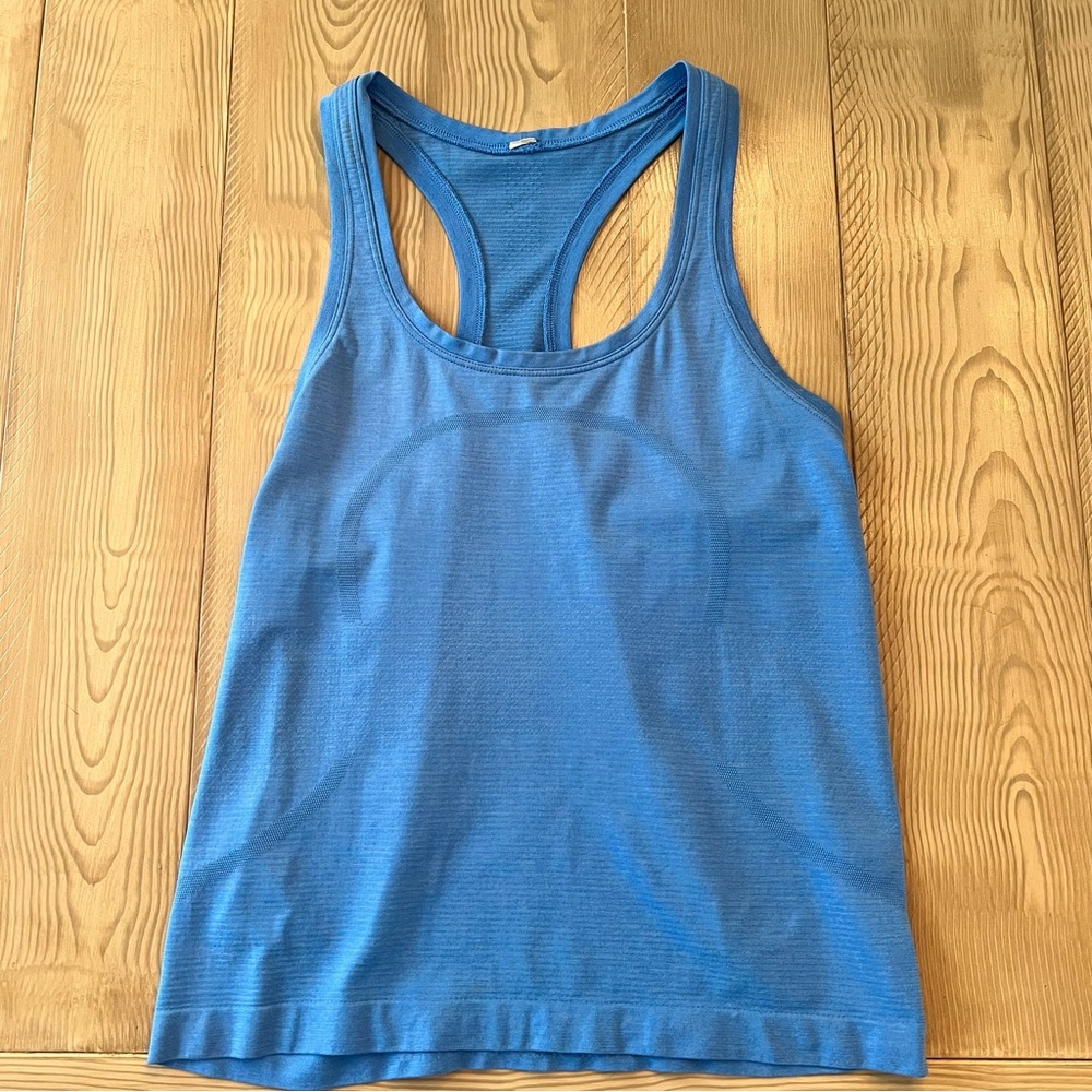 Lululemon Athletica Swiftly Tech Waist Length Size 6